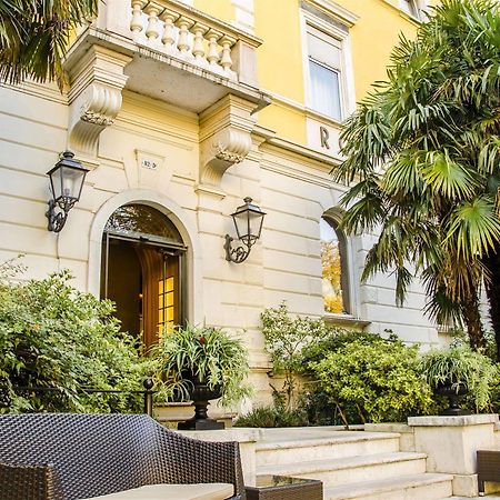 Hotel Rovereto Exterior foto